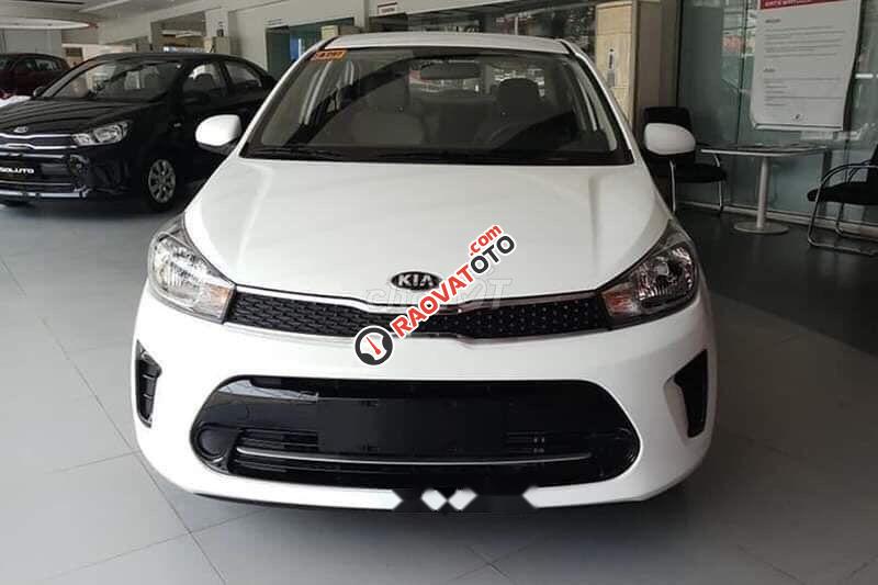 Cần bán Kia Rio sản xuất năm 2019, màu trắng-0