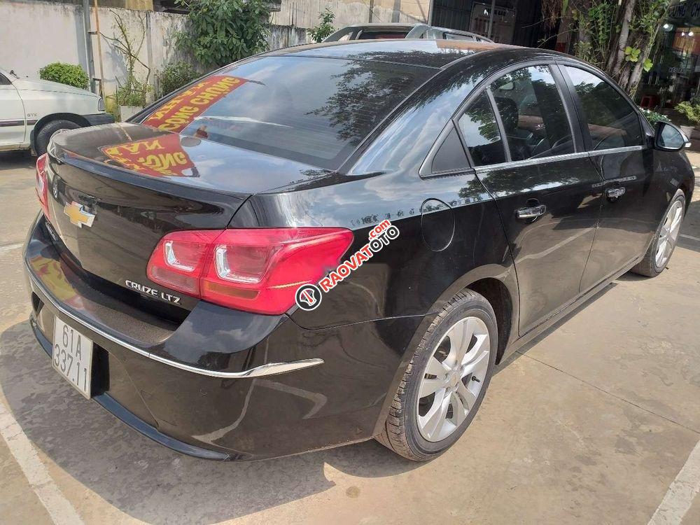 Bán xe Chevrolet Cruze LTZ AT 2016, màu đen số tự động, giá tốt-4
