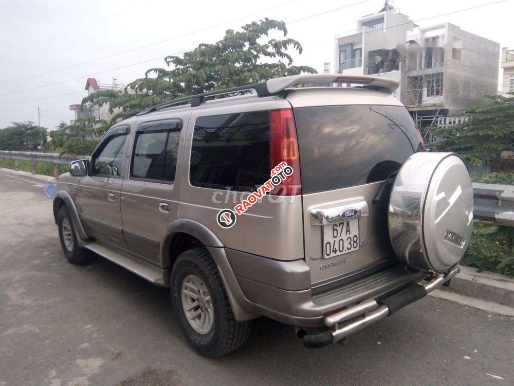 Bán xe Ford Everest MT năm 2005-6