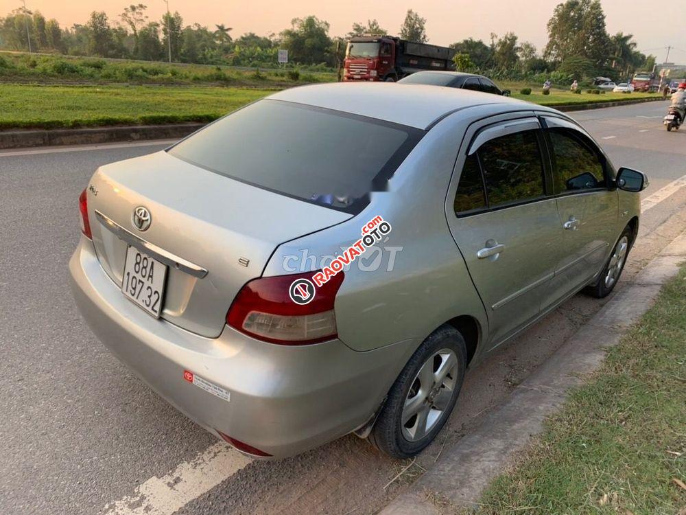 Bán Toyota Vios MT sản xuất 2009, màu bạc-2