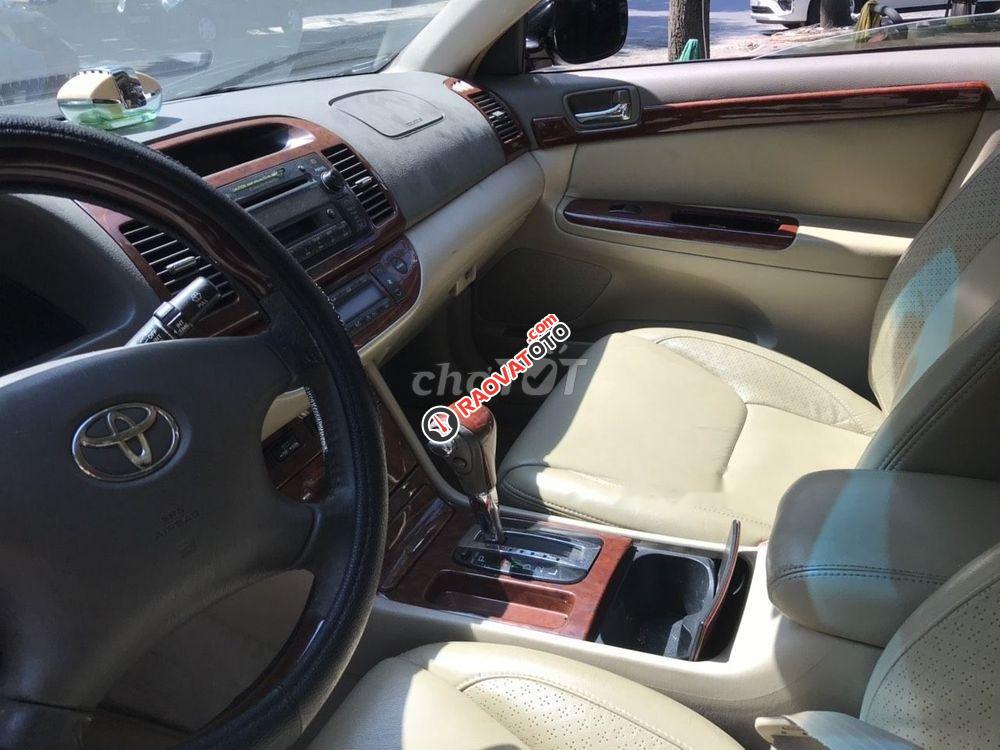 Cần bán gấp Toyota Camry 3.0 năm 2003, màu đen còn mới -3