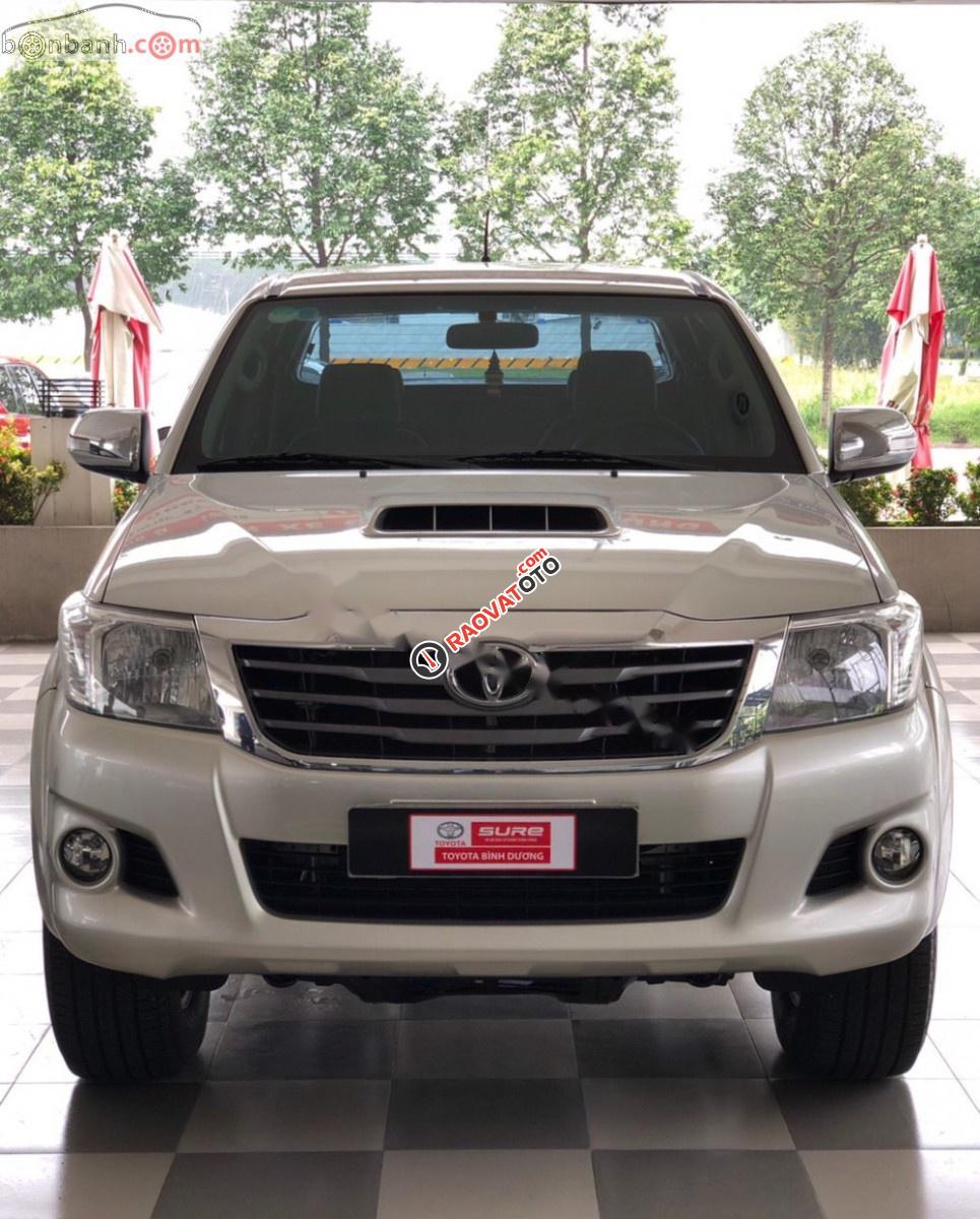 Bán Toyota Hilux 3.0G đời 2013, màu bạc, nhập khẩu số sàn-9