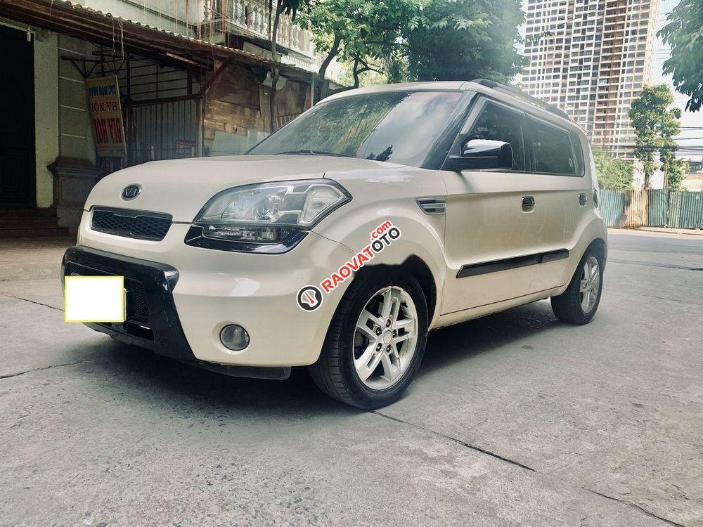 Cần bán Kia Soul đời 2010, màu kem (be), nhập khẩu -1