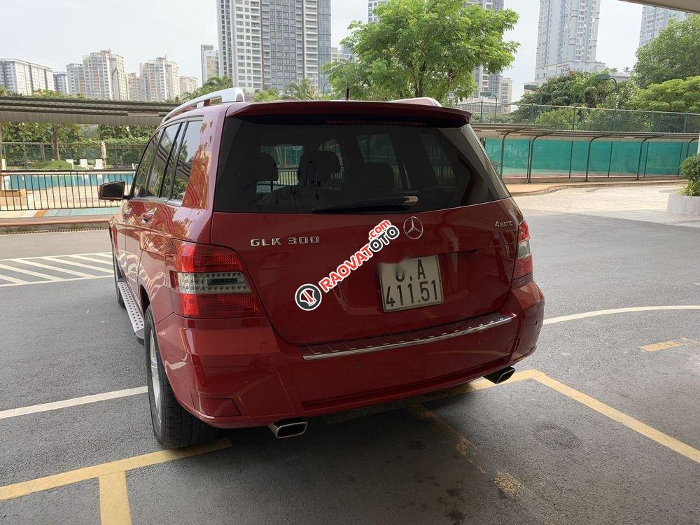 Bán xe Mercedes GLK300 năm sản xuất 2012, màu đỏ-2