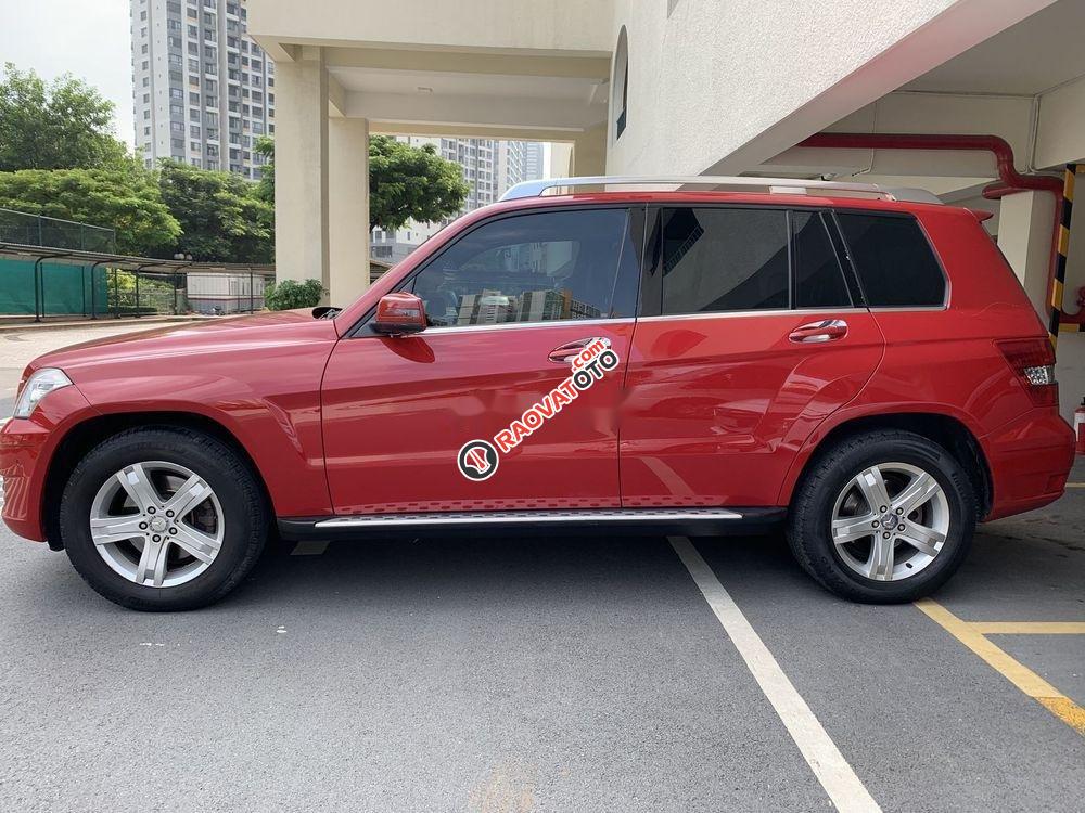 Bán xe Mercedes GLK300 năm sản xuất 2012, màu đỏ-1