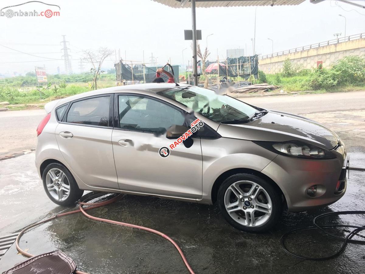 Bán Ford Fiesta S đời 2011, màu vàng-5