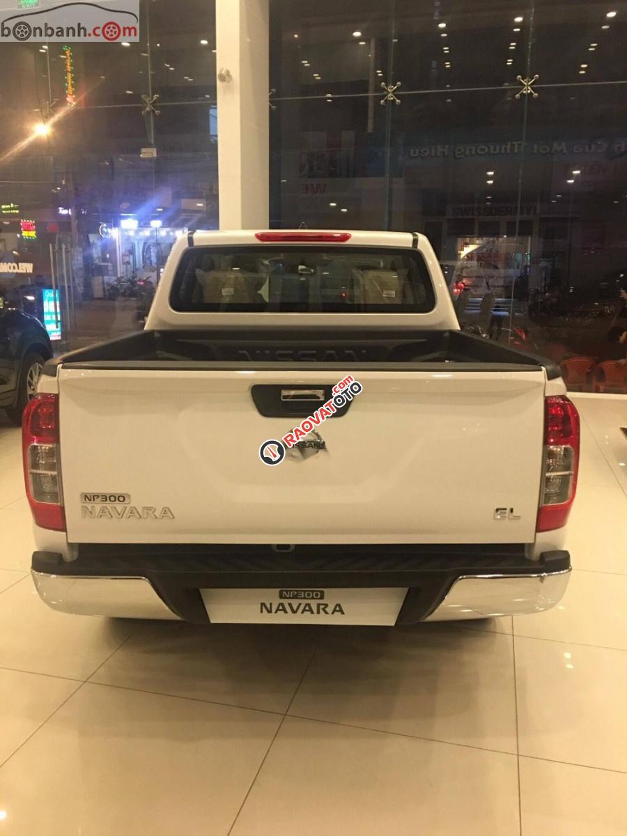 Bán Nissan Navara sản xuất năm 2019, màu trắng, nhập khẩu-0