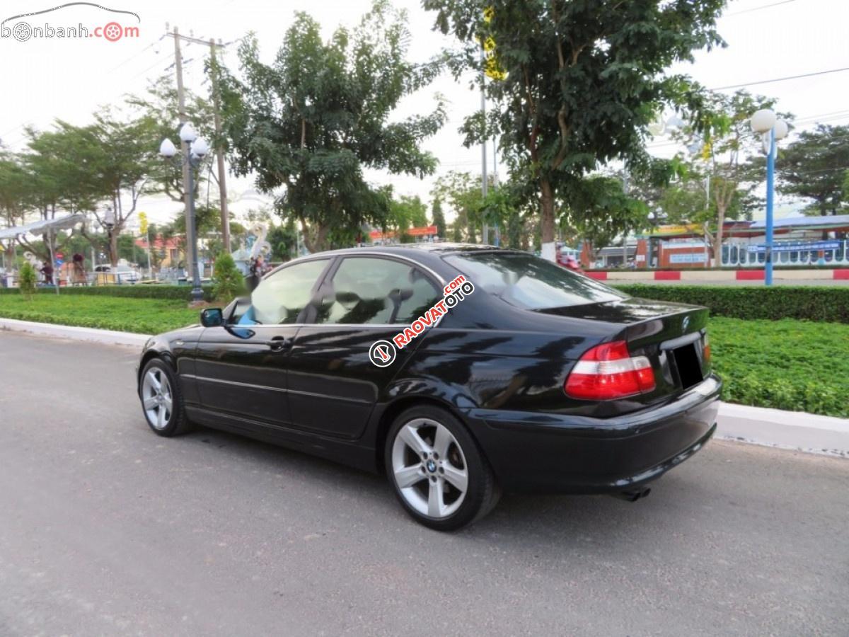 Cần bán BMW 325i 2005, màu đen số tự động-0