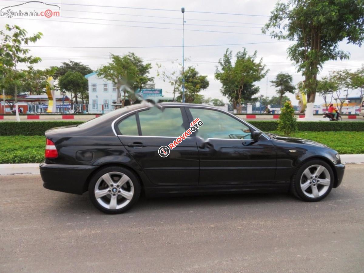 Cần bán BMW 325i 2005, màu đen số tự động-1