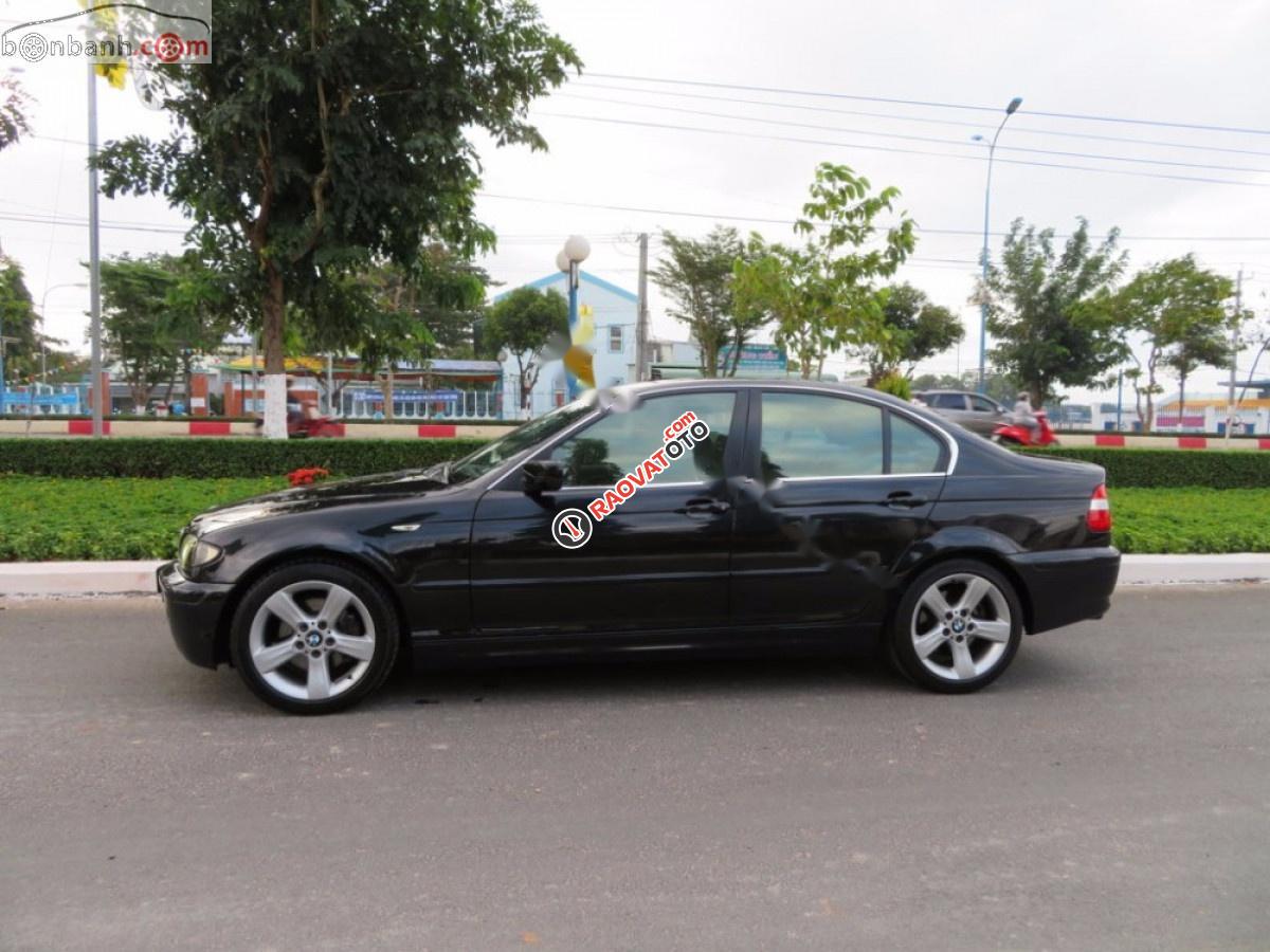 Cần bán BMW 325i 2005, màu đen số tự động-4