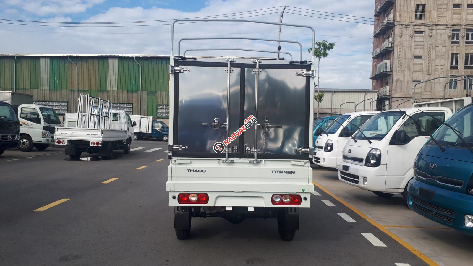 Giá xe tải 990kg, Thaco Towner, hỗ trợ trả góp 80%_LH Em: 0938380032-13