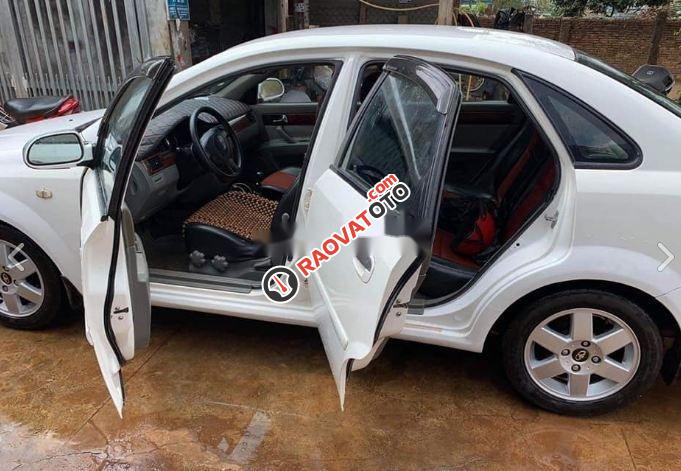 Bán Daewoo Lacetti MT năm sản xuất 2004, màu trắng giá cạnh tranh-1