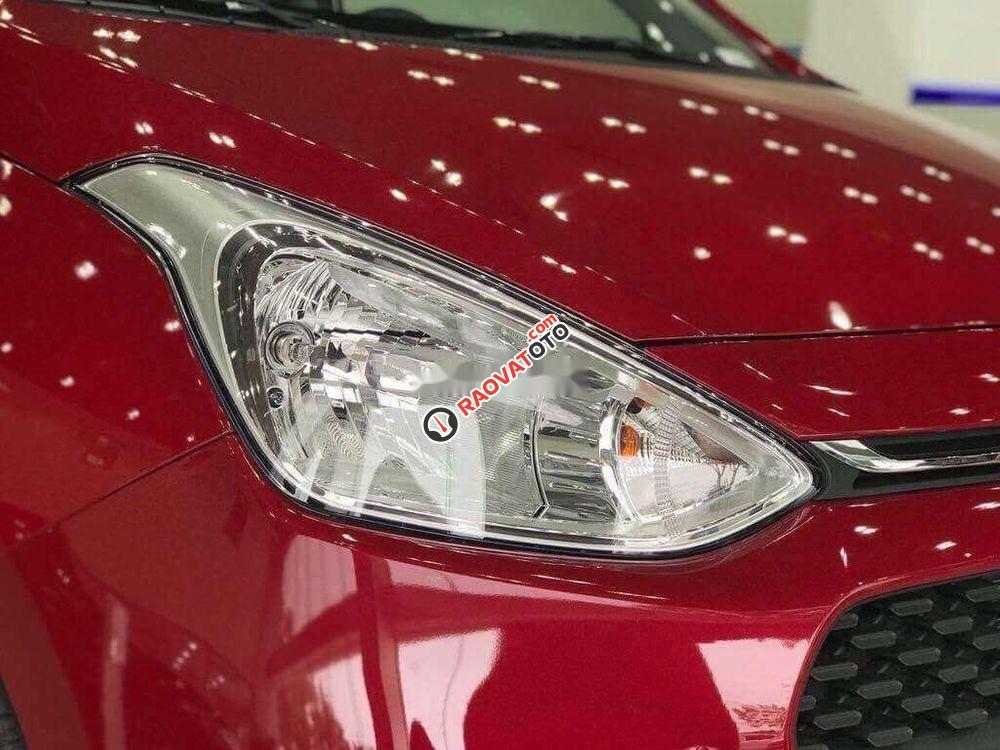 Cần bán xe Hyundai Grand i10 đời 2019, màu đỏ, nội thất đẹp-1