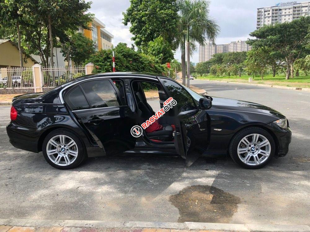 Cần bán xe BMW 325i sản xuất năm 2011, màu đen, 525tr-3