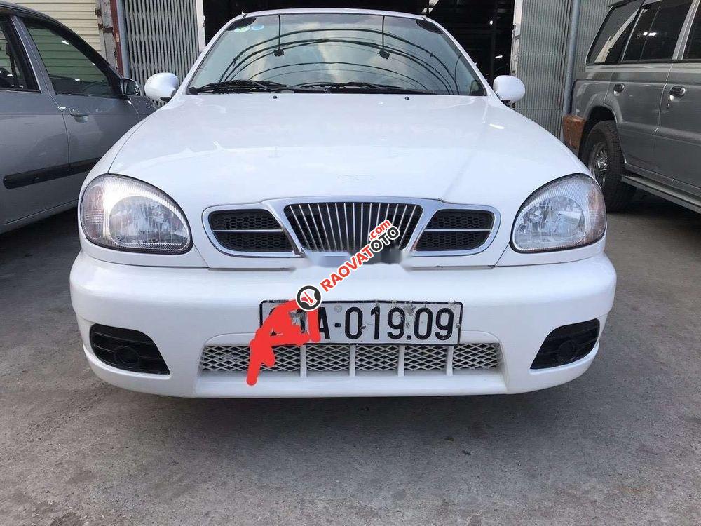 Cần bán xe Daewoo Lanos MT năm sản xuất 2001, màu trắng, nhập khẩu -2