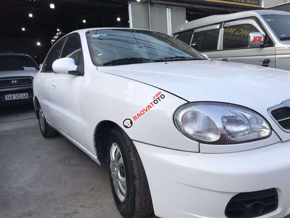 Cần bán xe Daewoo Lanos MT năm sản xuất 2001, màu trắng, nhập khẩu -3