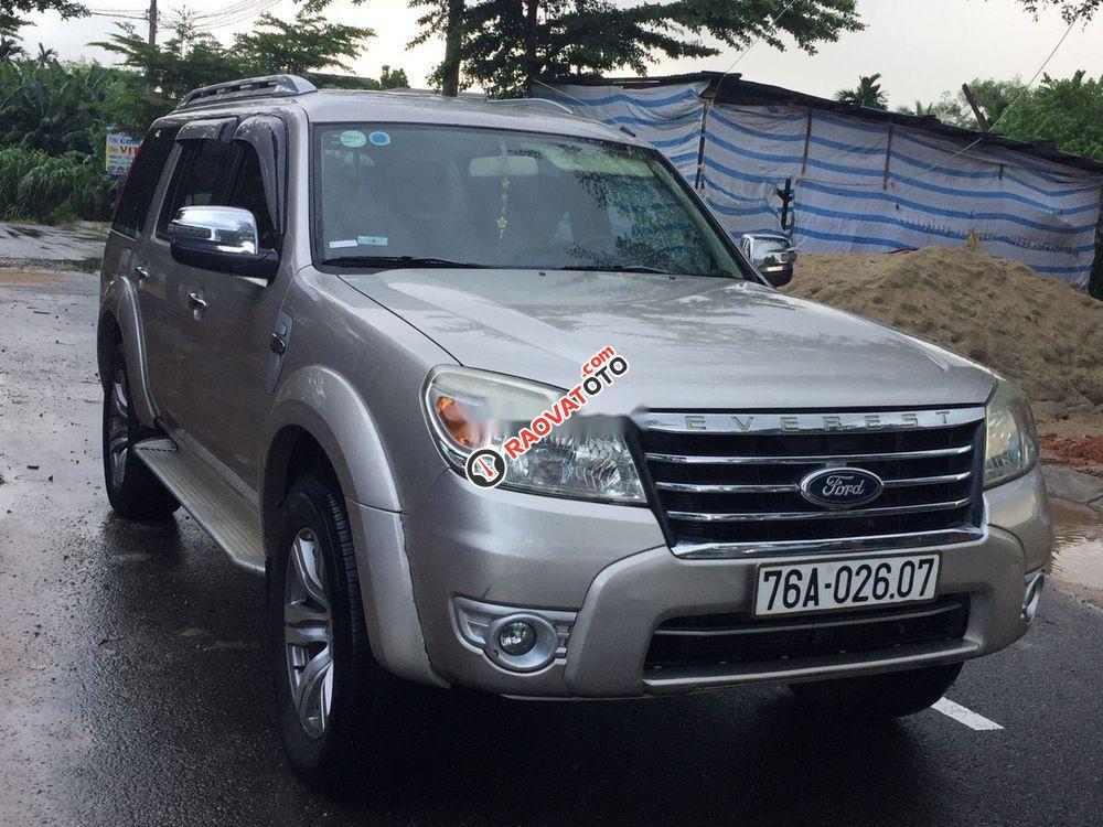 Cần bán xe Ford Everest Limited sản xuất năm 2010, nhập khẩu nguyên chiếc xe gia đình -3