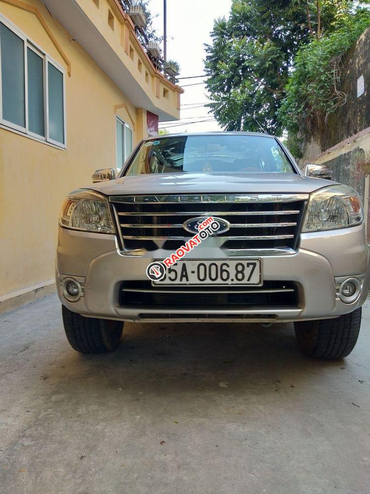 Bán Ford Everest MT năm 2012 còn mới-1