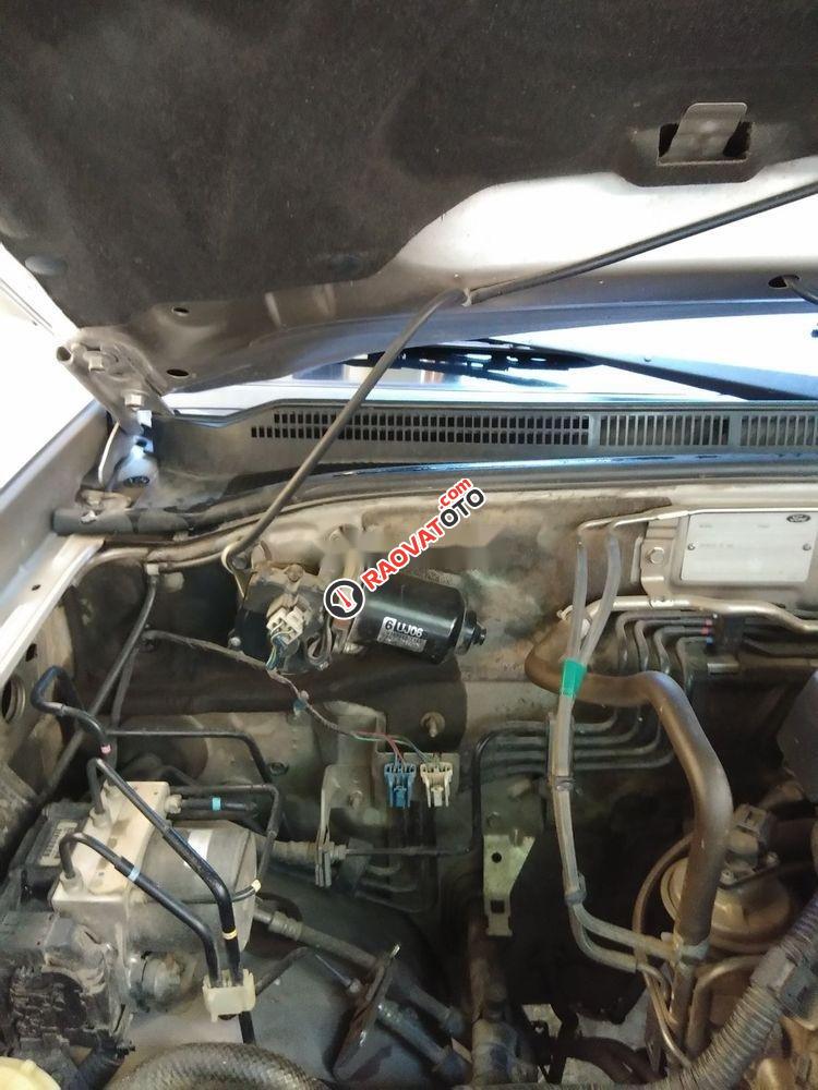 Bán Ford Everest MT năm 2012 còn mới-6