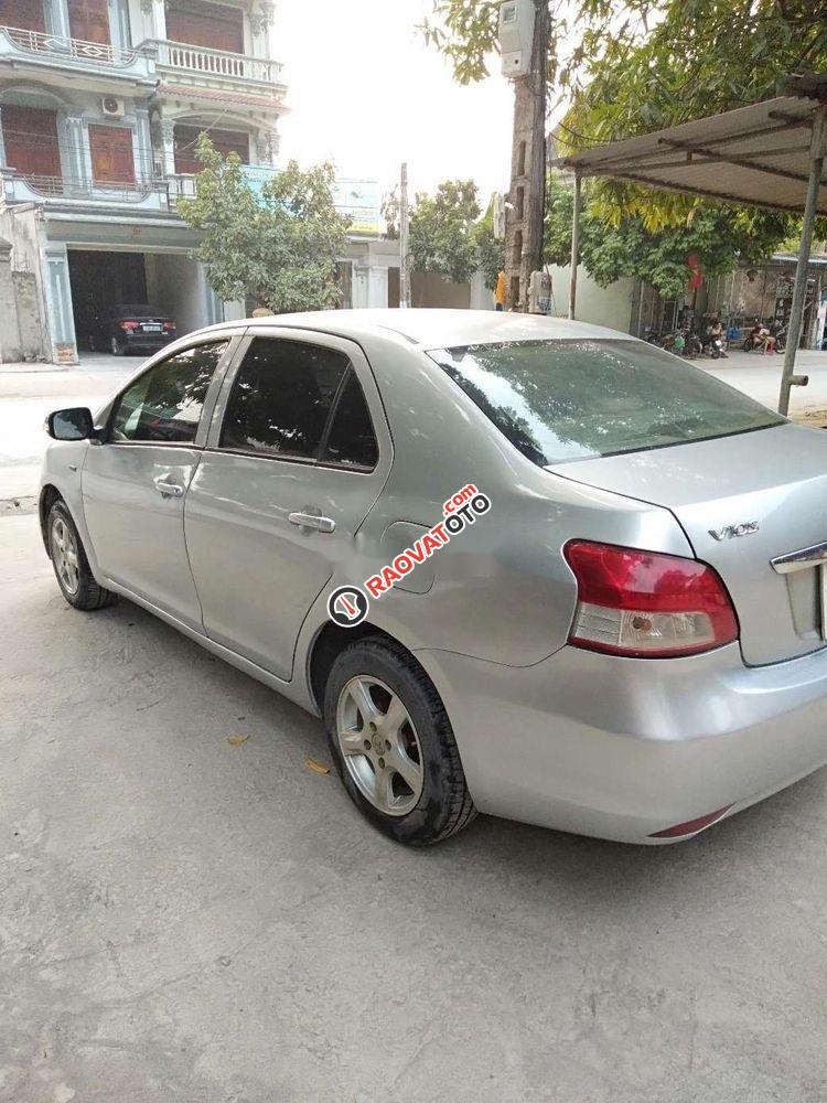 Cần bán Toyota Vios MT sản xuất 2009, màu bạc -3