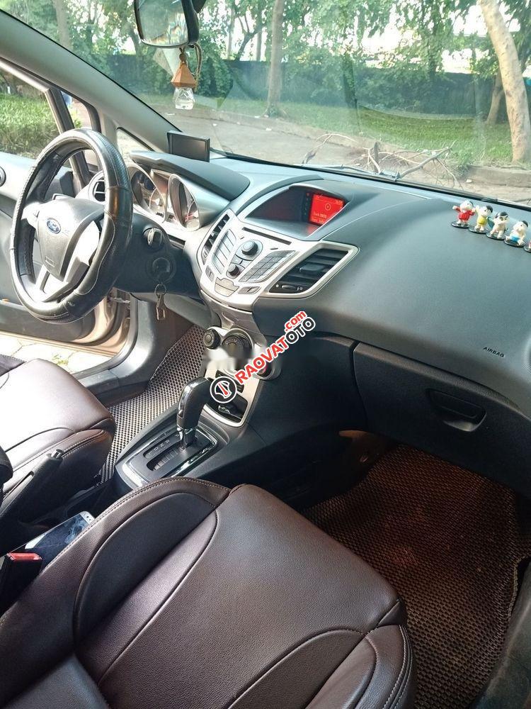 Cần bán xe Ford Fiesta AT 2011 đẹp như mới-0