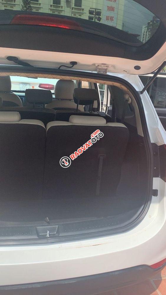 Cần bán xe Kia Rondo MT đời 2017, màu trắng số sàn, giá chỉ 465 triệu-8