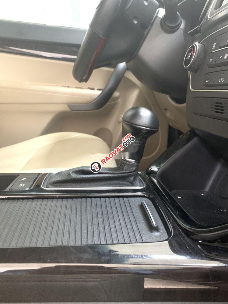 Xe Kia Sorento AT năm sản xuất 2016, màu đen số tự động-4