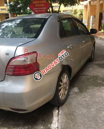 Cần bán xe Toyota Vios 1.5E năm 2010, màu bạc, giá chỉ 308 triệu-1