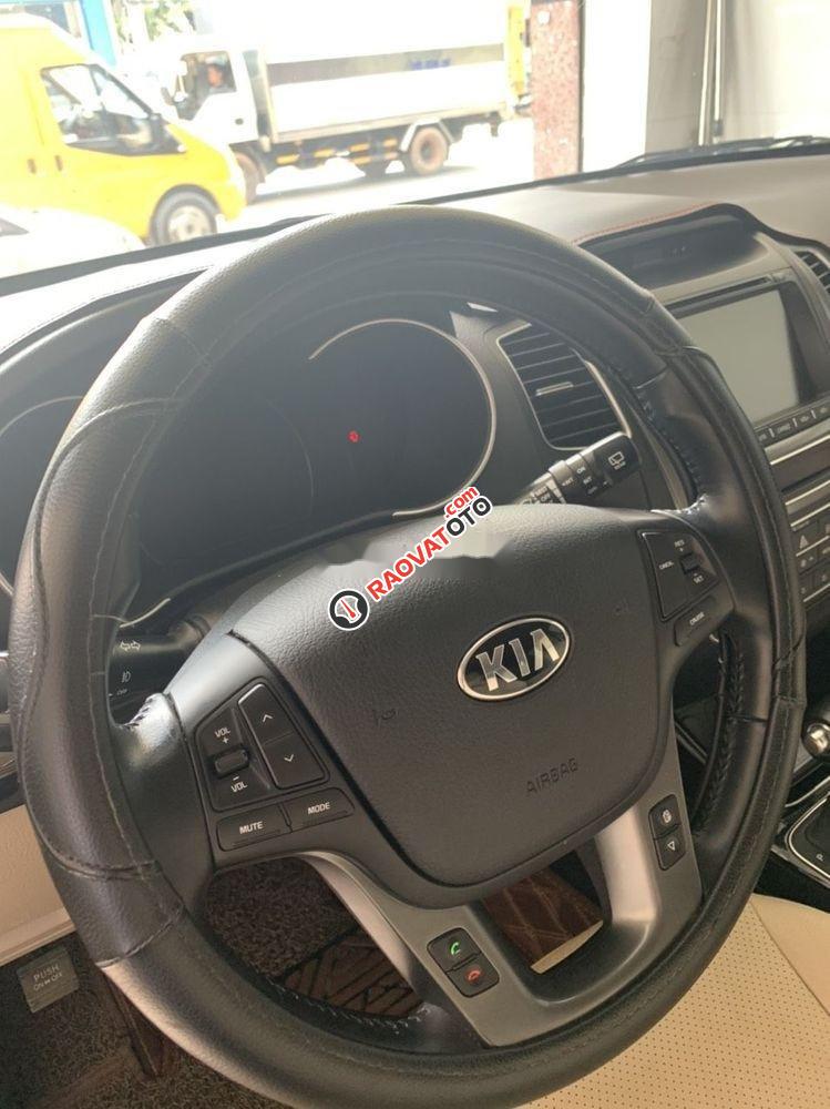 Xe Kia Sorento AT năm sản xuất 2016, màu đen số tự động-5