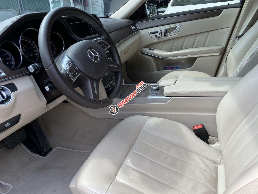 Xe Mercedes E200 2015, màu đen-7