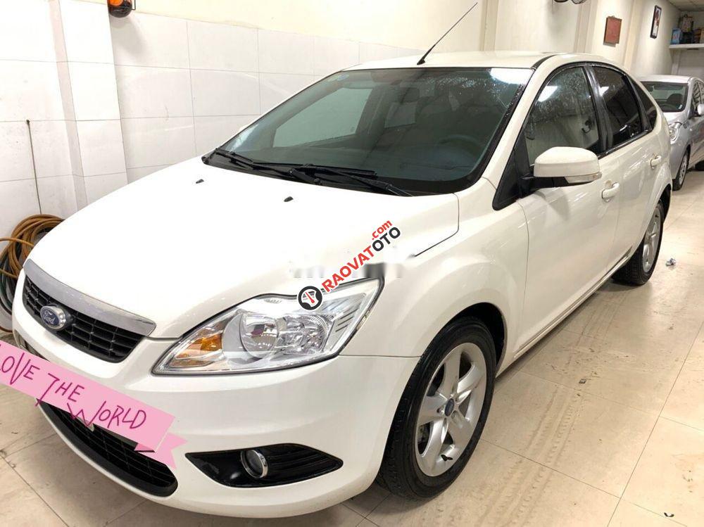 Cần bán gấp Ford Focus AT đời 2013, màu trắng số tự động giá cạnh tranh-7