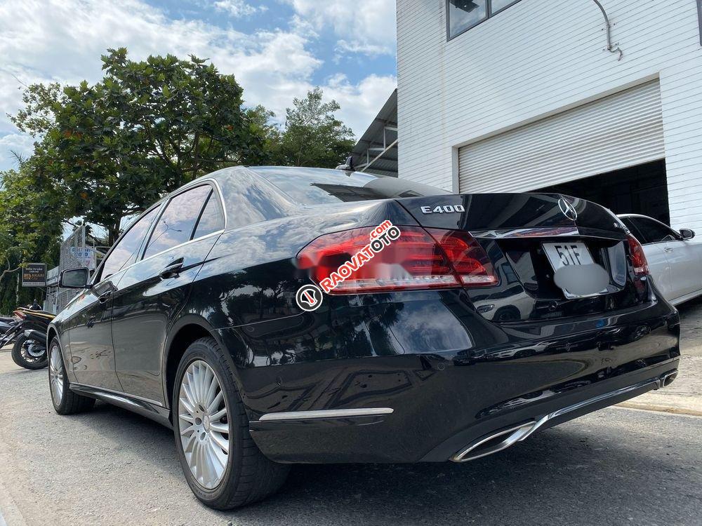Xe Mercedes E200 2015, màu đen-2