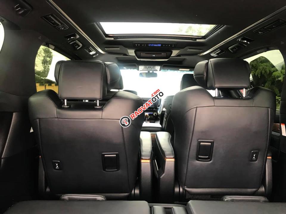 Bán Toyota Alphard Excutive Lounge màu đen, model 2016, call ngay 0989866544-2