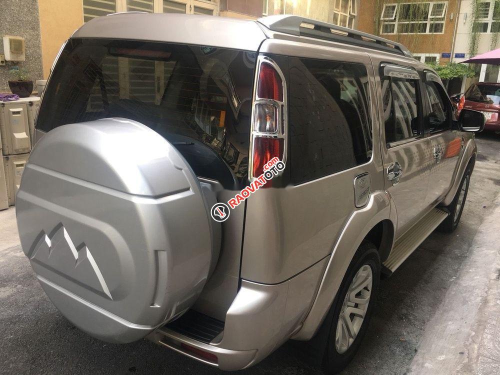 Cần bán xe Ford Everest MT sản xuất 2015-6