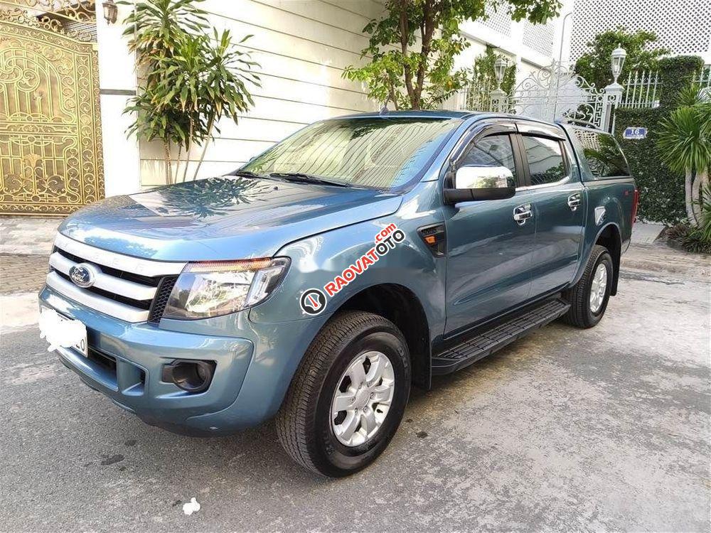 Cần bán xe Ford Ranger XLS MT 2015, màu xanh lam, nhập khẩu nguyên chiếc -5