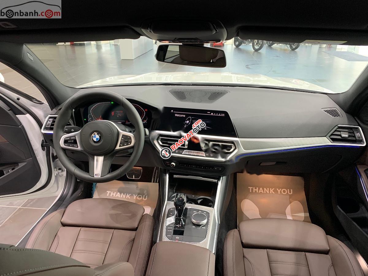 Bán xe BMW 330i M-Sport đời 2019, màu trắng, xe nhập-9