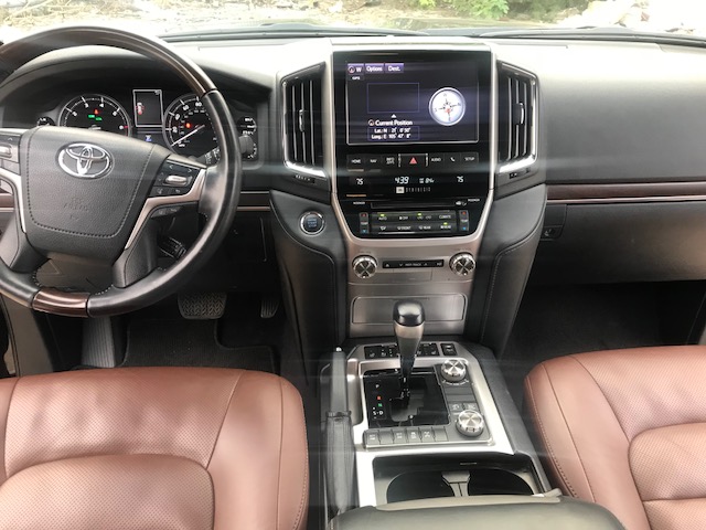 Cần bán xe Toyota Land Cruiser 5.7 2016, màu đen, xe nhập-6