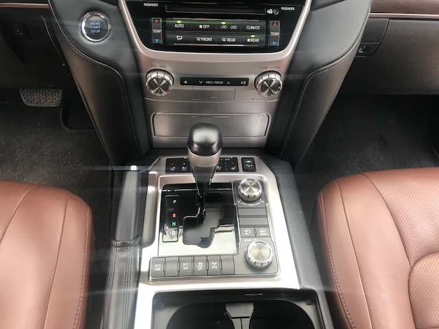 Cần bán xe Toyota Land Cruiser 5.7 2016, màu đen, xe nhập-7