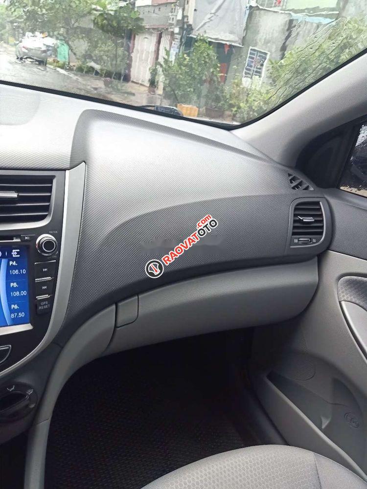 Bán xe Hyundai Accent năm 2015, xe nhập chính hãng-8