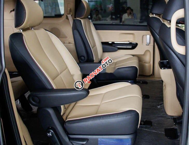 Cần bán lại xe Kia Sedona AT đời 2016 số tự động-3