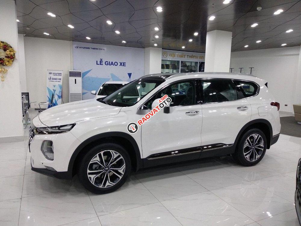Cần bán Hyundai Santa Fe năm sản xuất 2019 nội thất đẹp-3