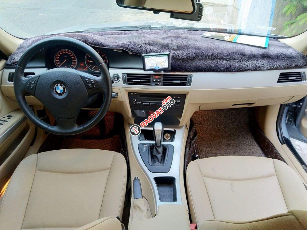 Bán BMW 3 Series đời 2011, màu bạc số tự động xe nguyên bản-1