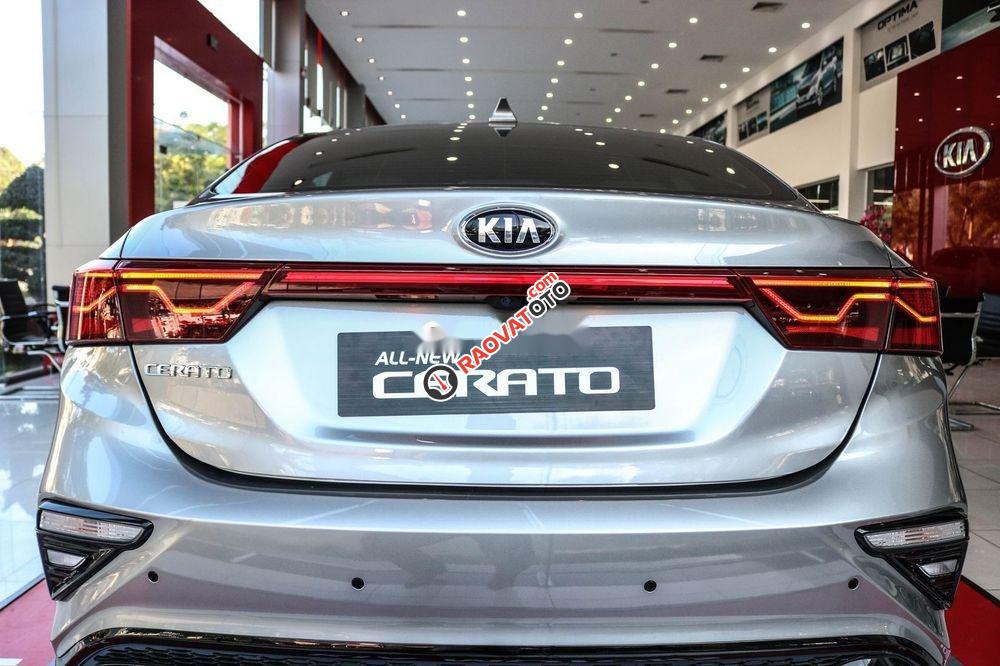 Bán Kia Cerato năm sản xuất 2019, màu bạc, giá chỉ 559 triệu-5