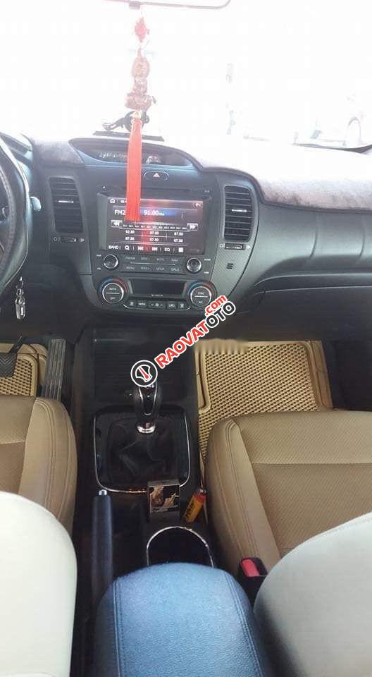 Bán Kia Cerato MT 2016, màu trắng, giá tốt-2