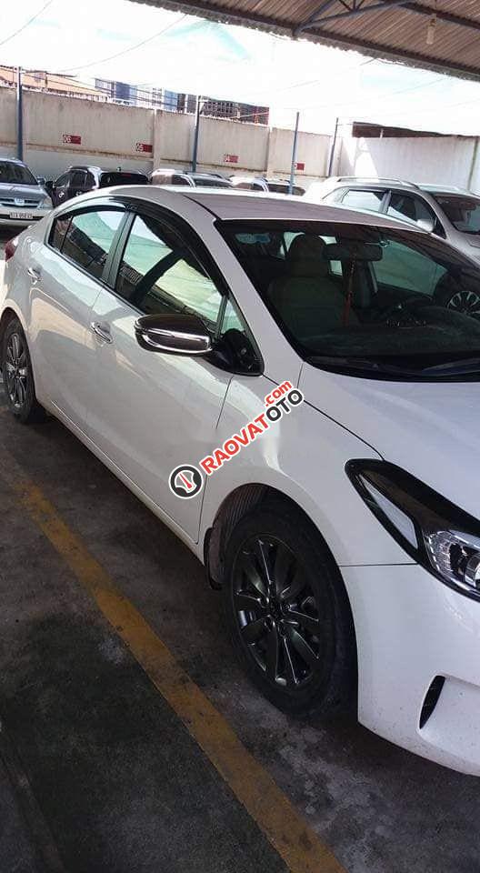 Bán Kia Cerato MT 2016, màu trắng, giá tốt-1