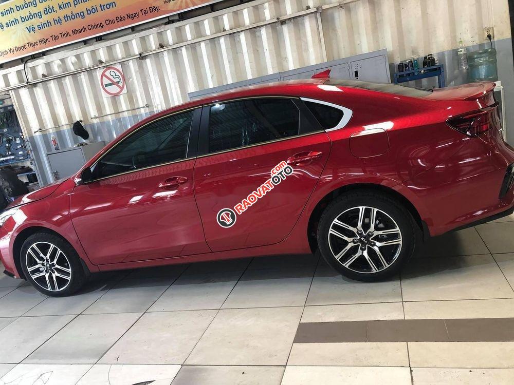 Bán xe Kia Cerato sản xuất 2019, màu đỏ, giá tốt-0