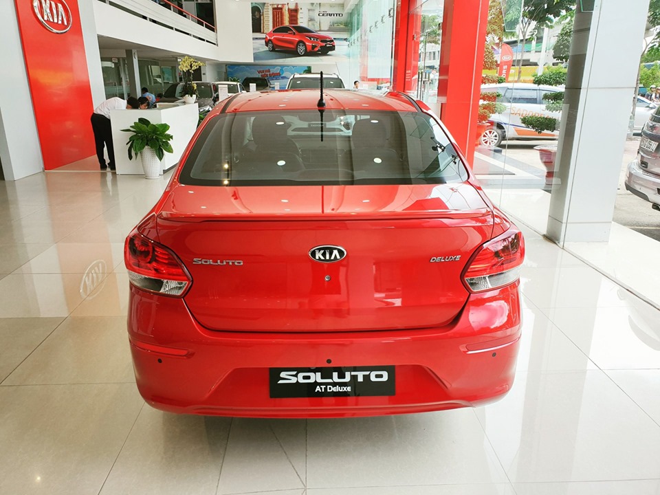 Cần bán xe Kia Soluto AT 2019, màu đỏ, nhập khẩu-5