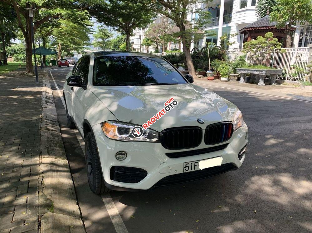 Cần bán xe BMW X6 đời 2014, màu trắng, nhập khẩu nguyên chiếc xe gia đình-11