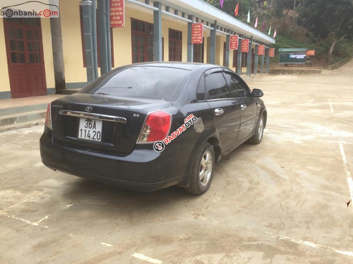 Bán Daewoo Lacetti năm sản xuất 2011, màu đen-6