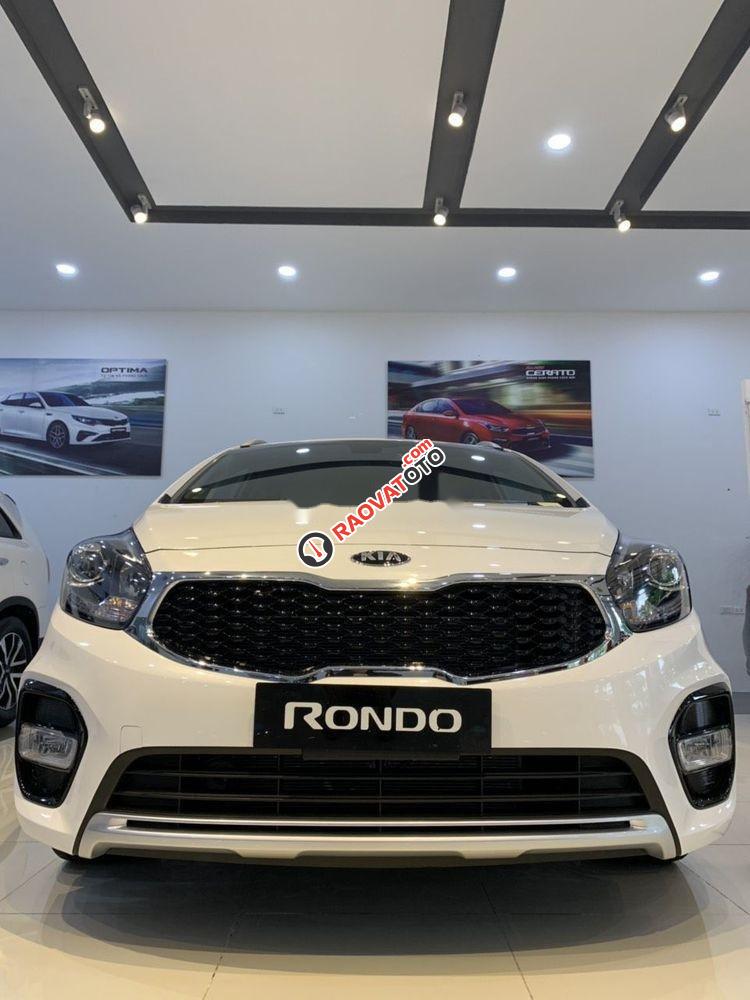 Bán ô tô Kia Rondo 2019 xe mới nội thất đẹp-8